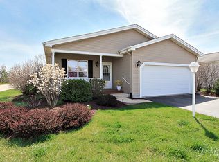 275 Rodeo Dr, Grayslake, IL 60030