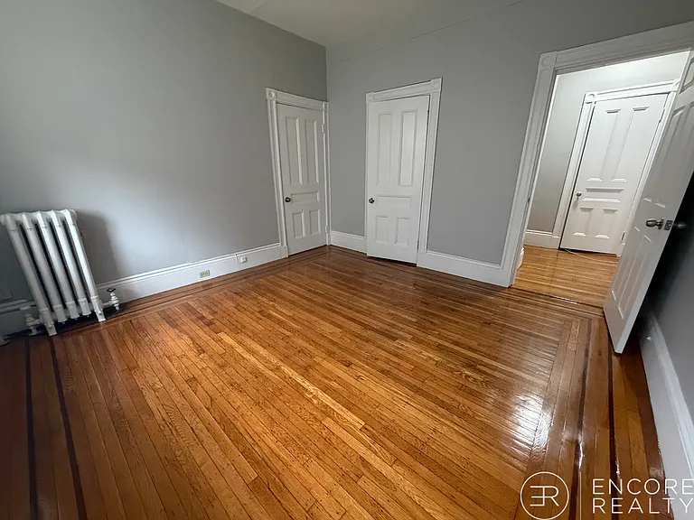 11 Park St #7 — Photo 8