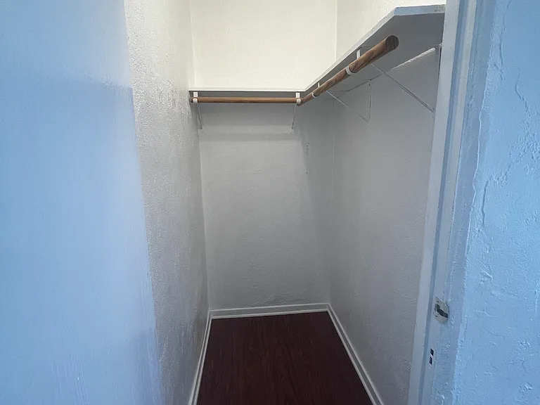 2829 S Holt Ave — Photo 12