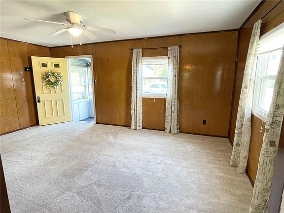 5th image of 3621 Elmwood Ave