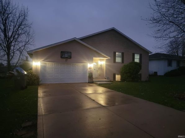 512 Ryegrass Ct, Goshen, IN 46528