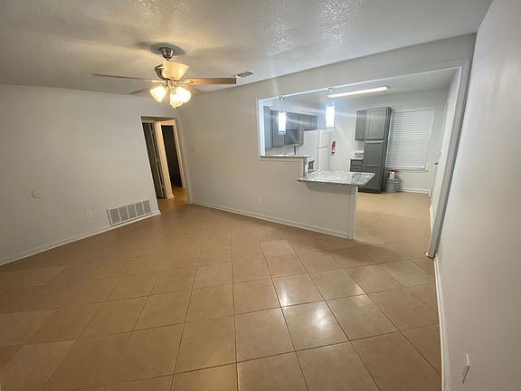2nd image of 5002 Donnelly Ave