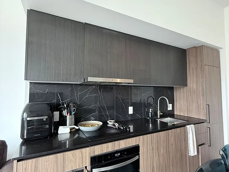 1100 Sheppard Ave W #122 — Photo 4