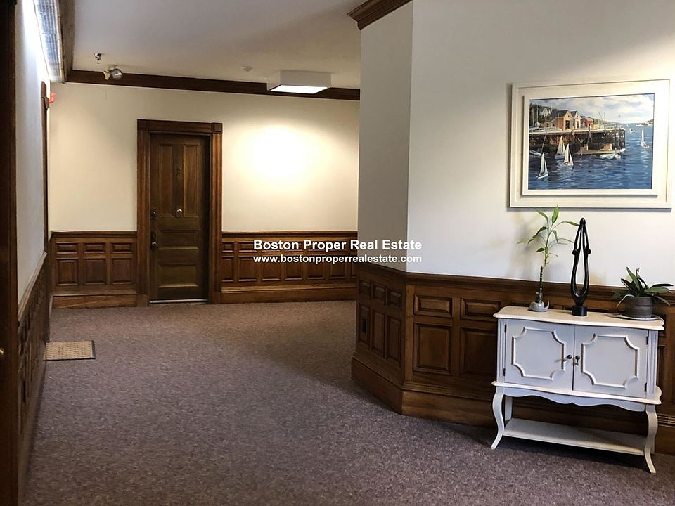504 Beacon St. Boston - Back Bay Building Photo 11
