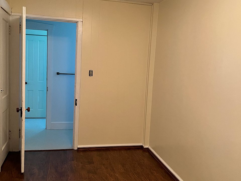 bonus room/ office