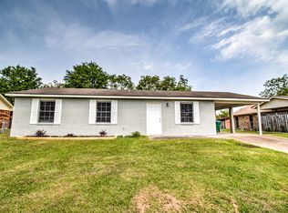 17 Royal Pine Dr, Gulfport, MS 39503