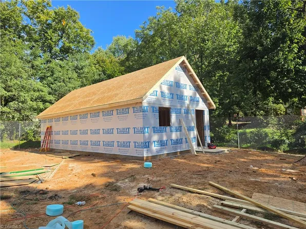 1005 Cassell St, High Point, NC 27260