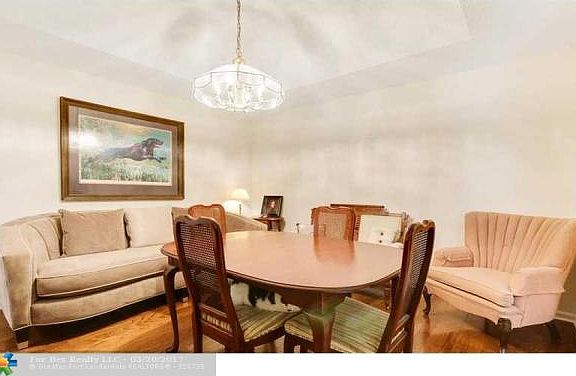 Home For Sale In Chatsworth Village