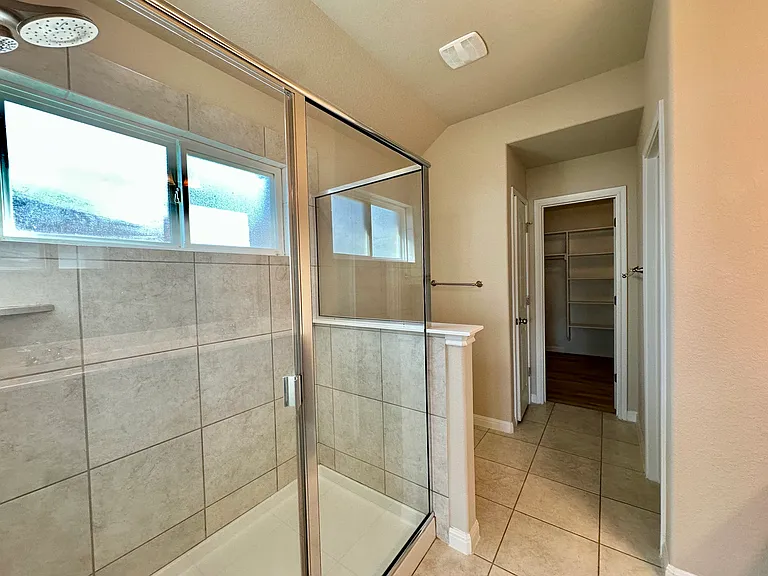 5977 Malta Cir — Photo 17