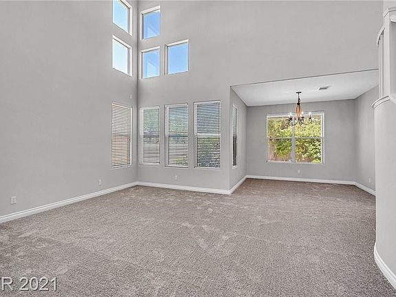 4th image of 1000 Greystoke Acres St