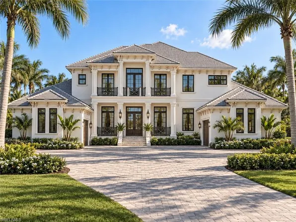 2401 Coach House LN, NAPLES, FL 34105