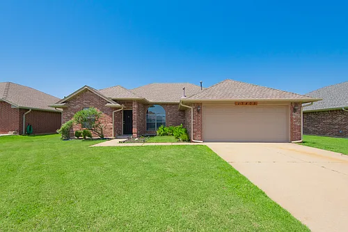 17405 Bronze Ln Photo 1