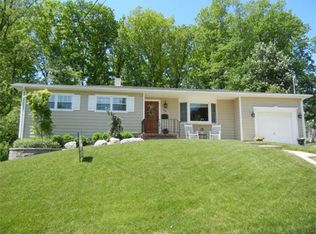 19 Woodland Rd, Jamesburg, NJ 08831