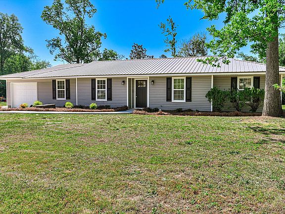 2nd image of 4042 Fairfax Street