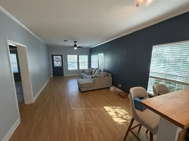 4626 Attleboro St — Photo 3