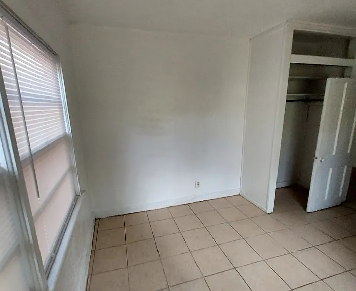 627 State Ave #B — Photo 22