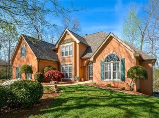 4085 Runnymede Dr, Lilburn, GA