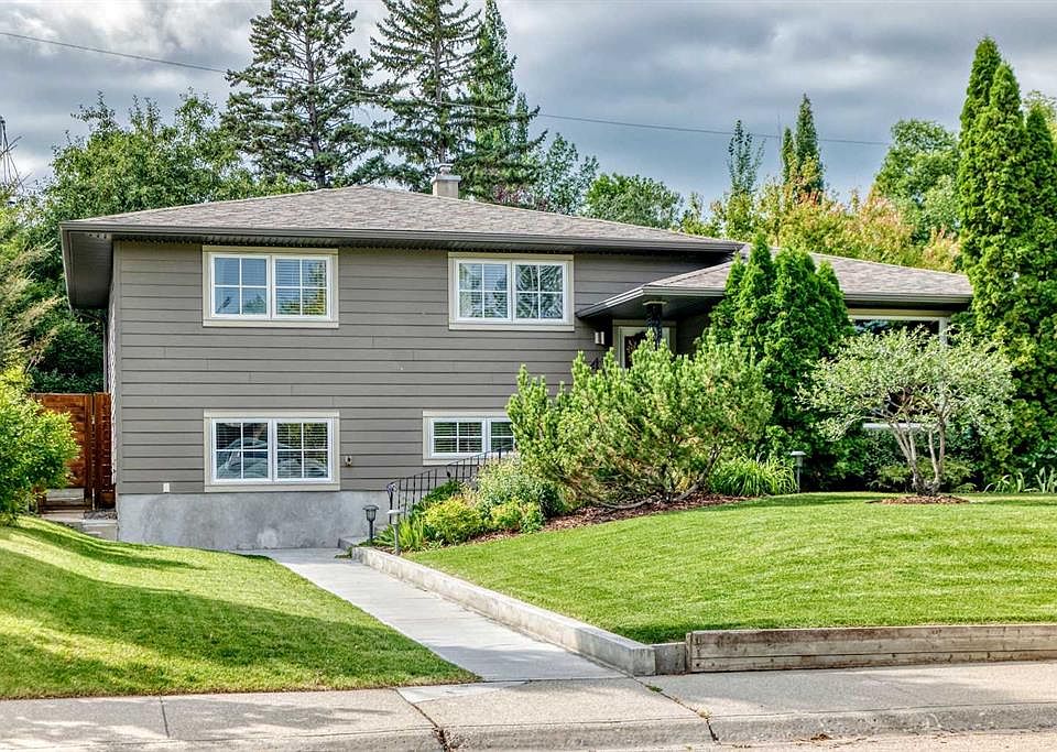 1st image of 47 E Woodlark Dr SW