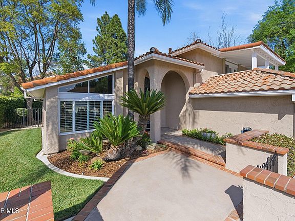 2nd image of 18525 Entrada Ct