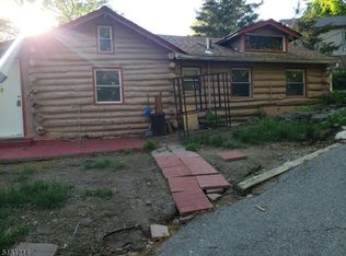 12 Yacare Path, West Milford, NJ 07480