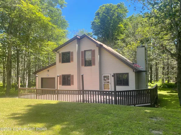 1007 Cayuga Dr, Gouldsboro, PA 18424
