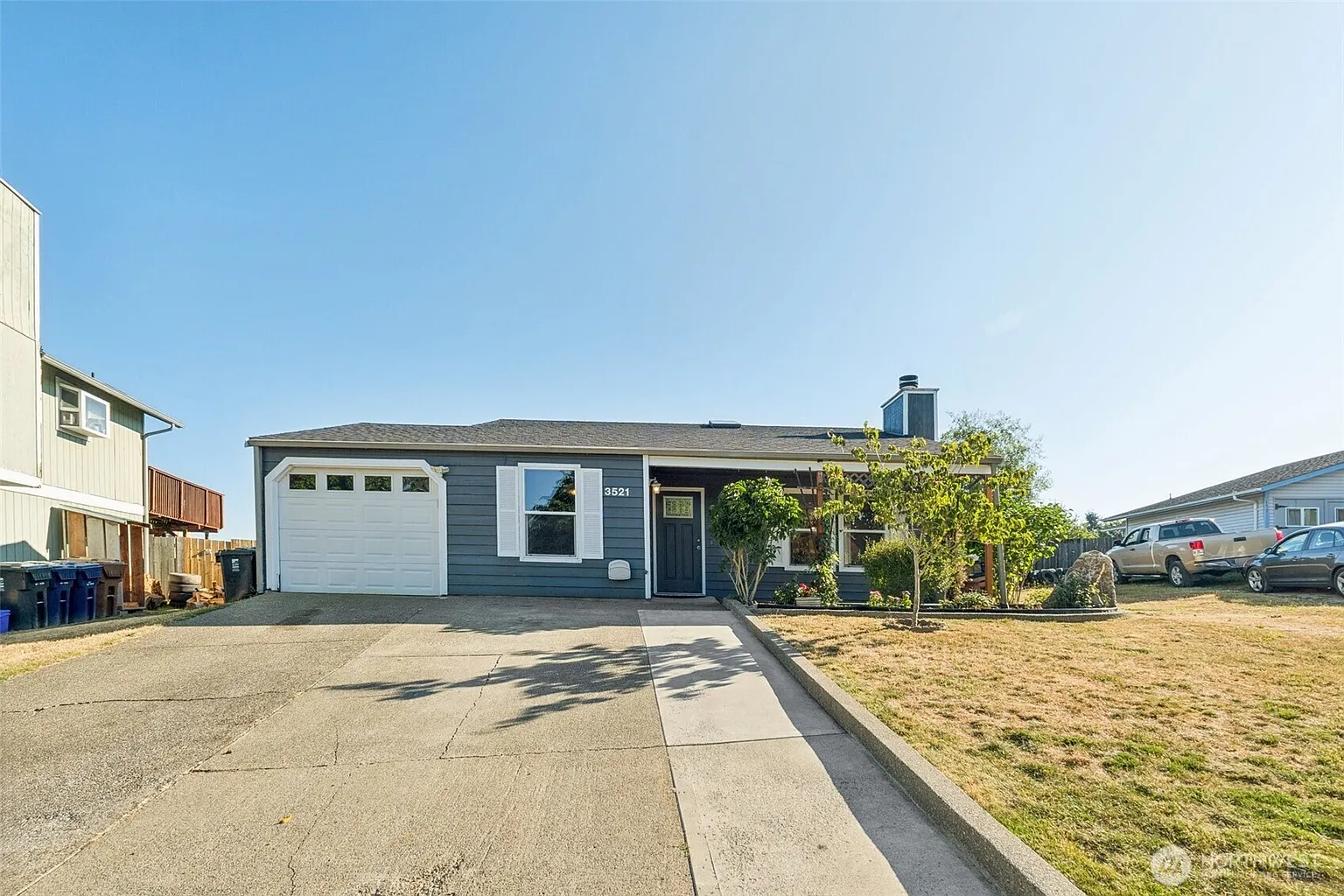 3521 50th Avenue NE photo 1