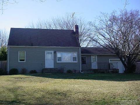 1st image of 16 Arcy Dr