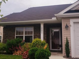 20 Cheval Pl, Falling Waters, WV 25419