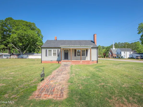 302 S Poplar Street, Hobgood, NC 27843