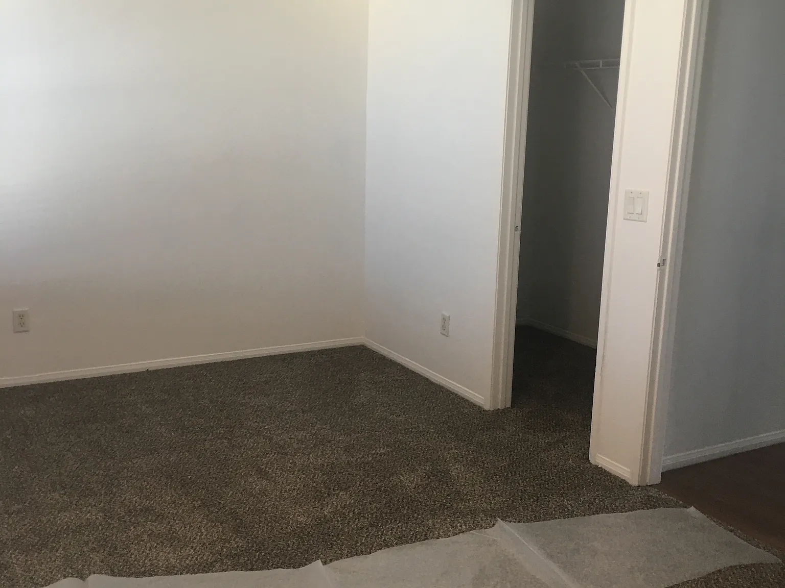 4 bed, 2.5 bath, 2260 sqft, $2,350 — Photo 4