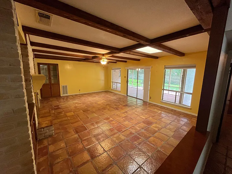 108 Pepper Bush St — Photo 8