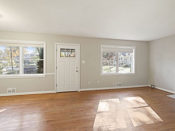 2nd image of 9714 Montauk Ave