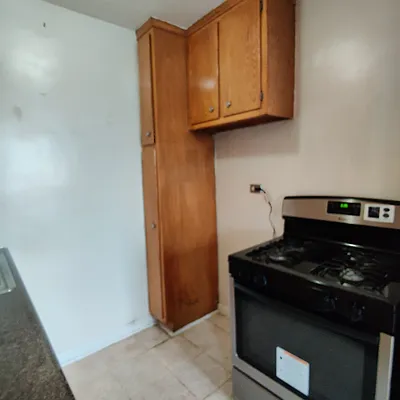 Rented by New York Residence | media 25