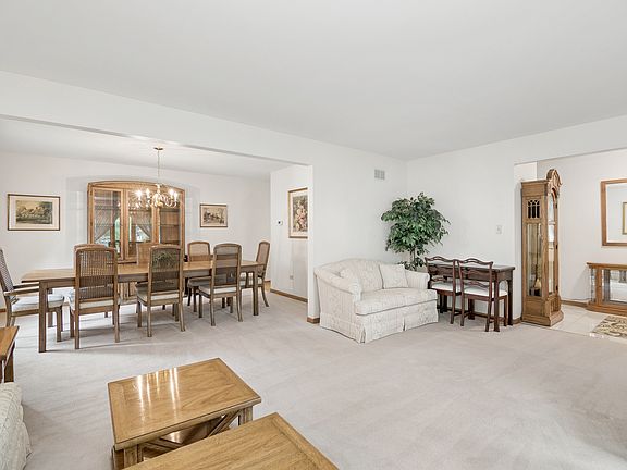3rd image of 17613 Ryan Ln