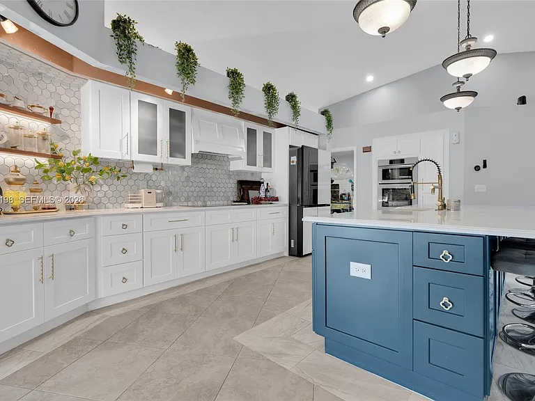 520 Henry Ave — Photo 12