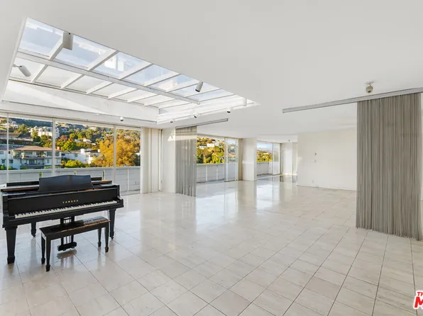 8787 Shoreham Dr #Phb, West Hollywood, CA 90069