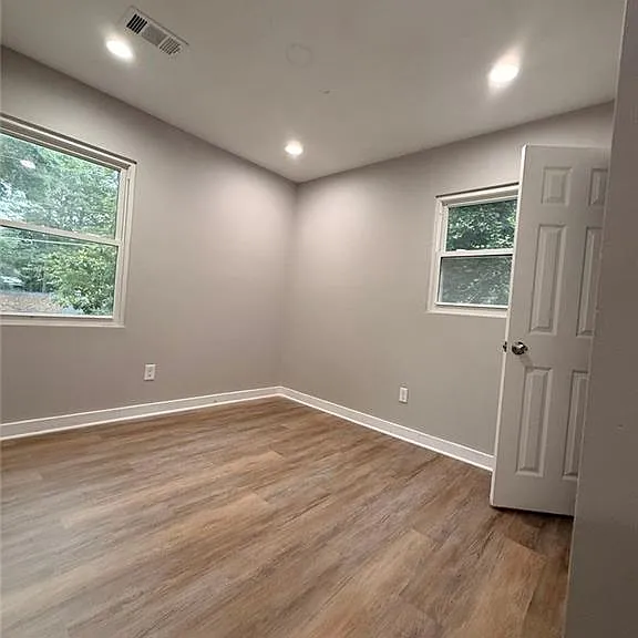 657 Robert E Lee Pkwy — Photo 20