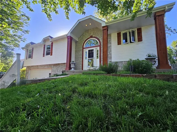 109 NE 110th St, Kansas City, MO 64155