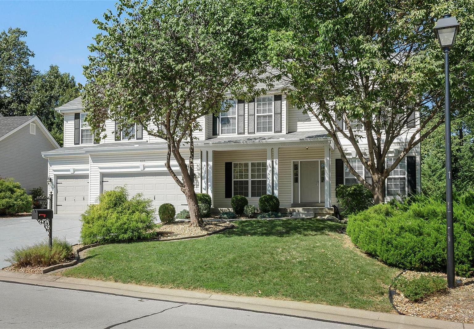 622 Autumnwood Forest Dr, Lake Saint Louis, MO 63367 Zillow