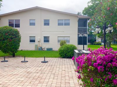 104 Canterbury E, West Palm Beach, FL, 33417