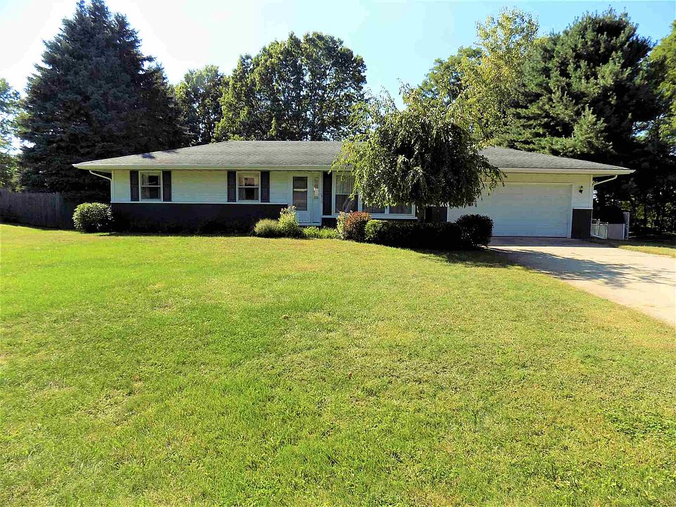 1st image of 57265 Horseshoe Ct