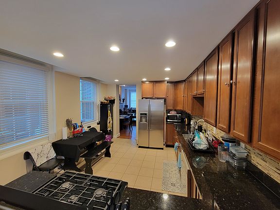 4th image of 236 Dolphin Lane