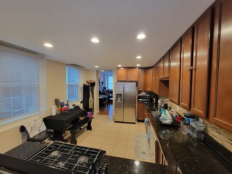 236 Dolphin Ln — Photo 8