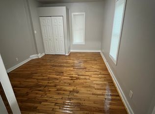 160 Franklin Blvd #1, Elgin, IL 60120