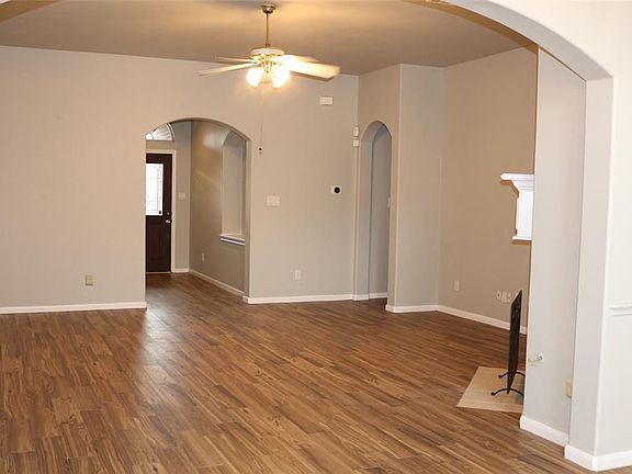 5th image of 11118 Creekline Meadow Ct