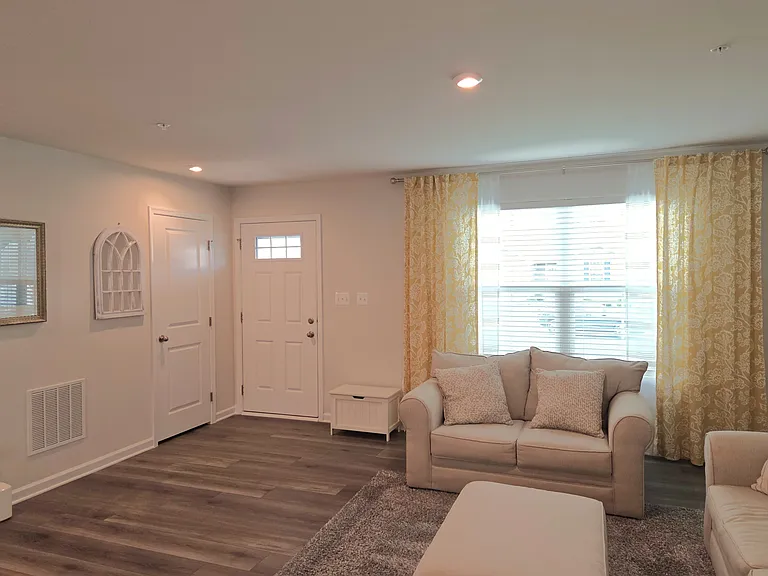 7 Inkberry Ln — Photo 3