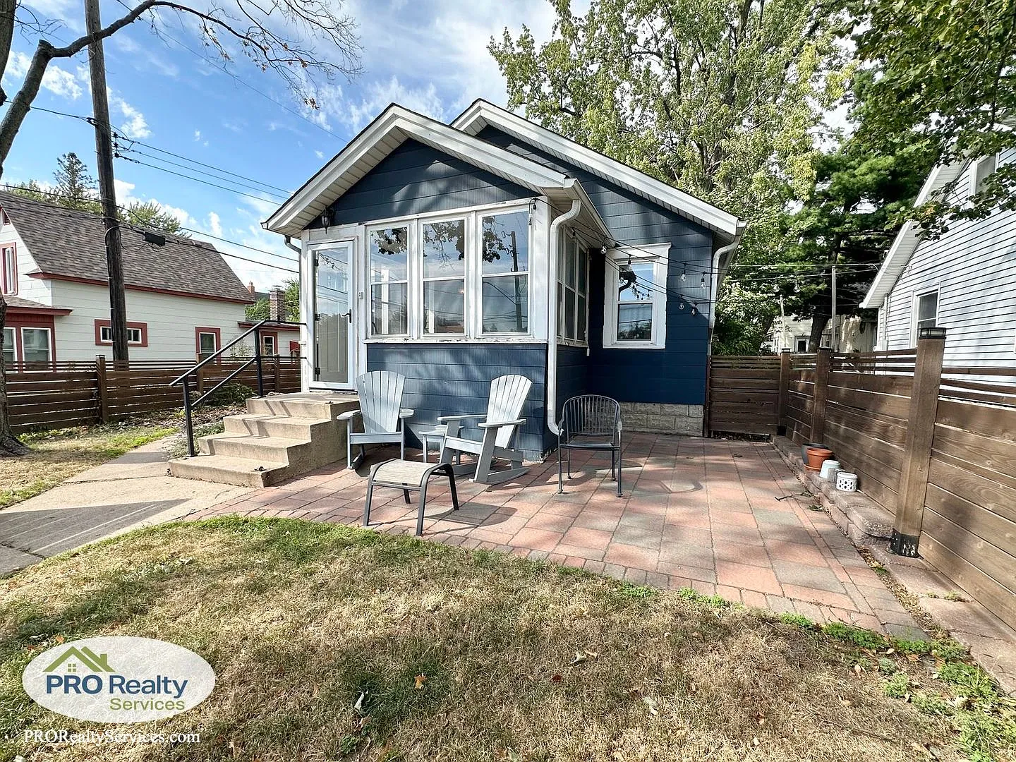 2 Bedroom Home in Northeast Minneapolis — Photo 1