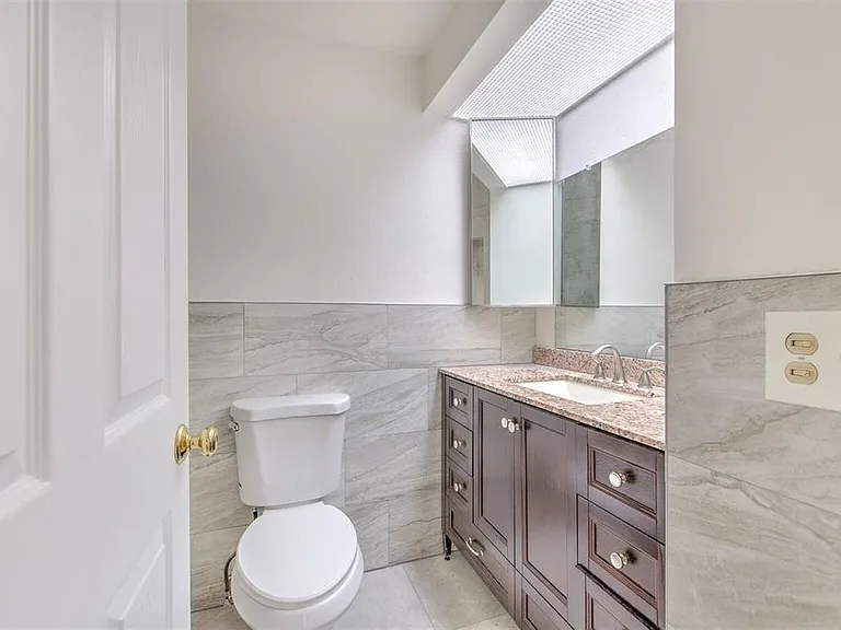 4313 Tahitian Gardens Cir #A — Photo 15