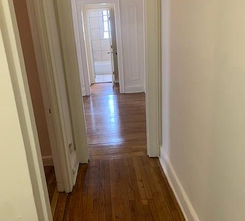 3rd image of 105 S Fulton Ave APT B6