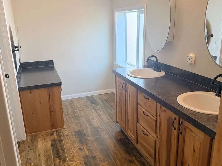 4027 E Lincoln Rd — Photo 12